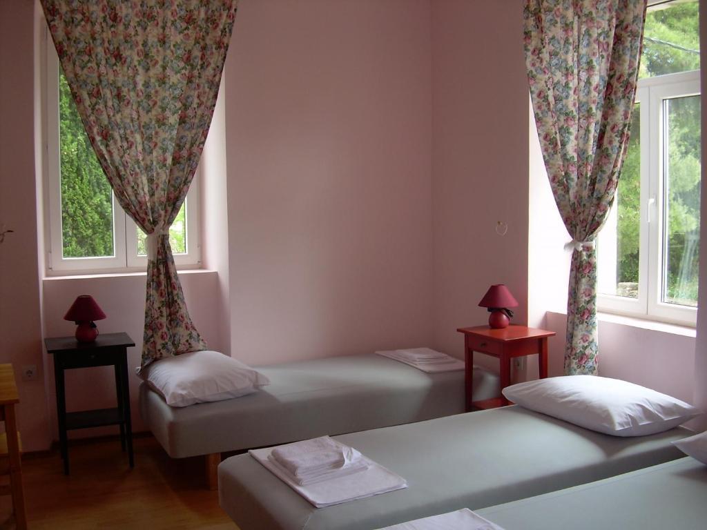 Phara Hostel Gdinj Δωμάτιο φωτογραφία
